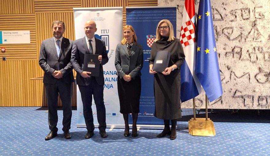 Potpisani ugovori za projekte unaprjeđenja javnog prijevoza i Znanstveno-inovacijski park